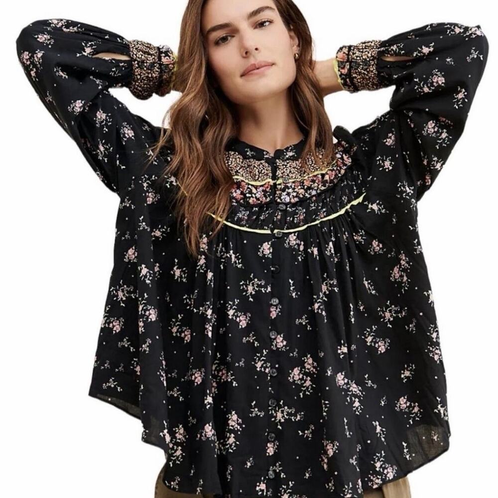 Free People Size S Floral Black Bohemian Paloma Printed Blouse Black